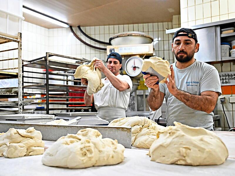 Die Gesch&auml;ftslage im Nahrungsmittelhandwerk erholt sich leicht, bleibt aber dennoch deutlich unter den Vorjahreswerten, so die Handwerkskammer.Michael Brandt/dpa