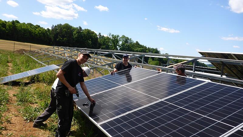 Solaranlage bei CNC Hofmann in HaidhofForchheim & Fr&auml;nkische Schweiz