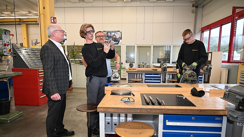 Tage der Ausbildung Kennametal EbermannstadtForchheim & Fränkische Schweiz Tage der Ausbildung Kennametal EbermannstadtForchheim & Fränkische Schweiz