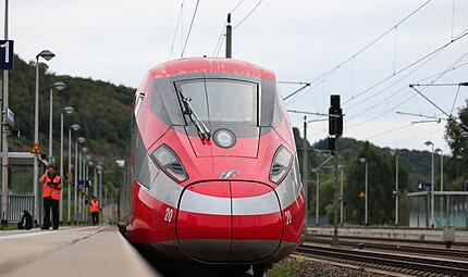 Italienischer Schnellzug Frecciarossa