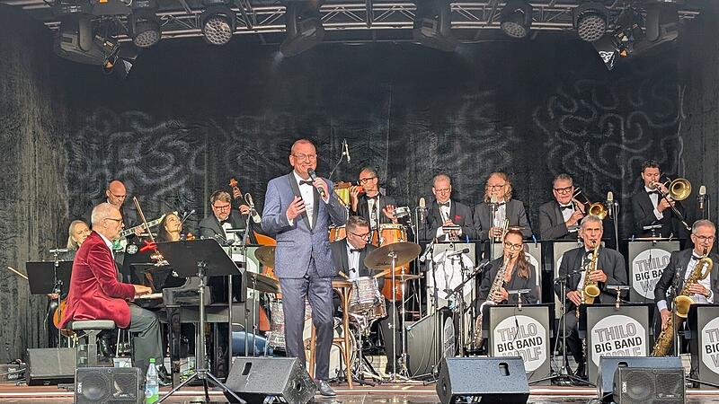 &bdquo;Hei&szlig;mann singt Udo J&uuml;rgens&ldquo; bei den Bad Kissinger Festspielen