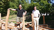 Christian Schie&szlig;er und Robin Kuhn finden manche Angebote f&uuml;r junge Leute in Bad Kissingen sehr gut &ndash; wie die Spielpl&auml;tze zum Beispiel an der Lindesm&uuml;hlpromenade.