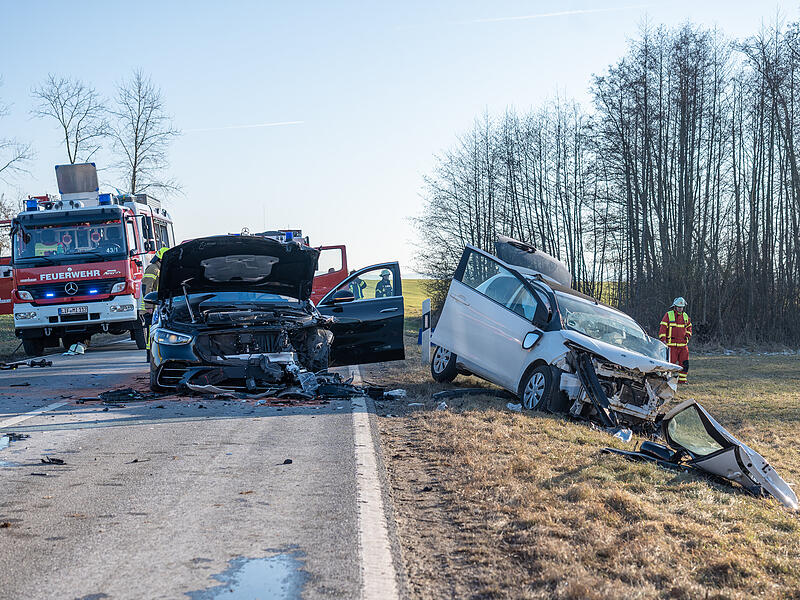 Ein schwerer Unfall hat sich am Dienstag zwischen Weidhausen und Lettenreuth ereignet.