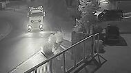 Die Aufnahme einer &Uuml;berwachungskamera im Gewerbegebiet Breitweidig in Forchheim-S&uuml;d zeigt den gestohlenen Lkw.
