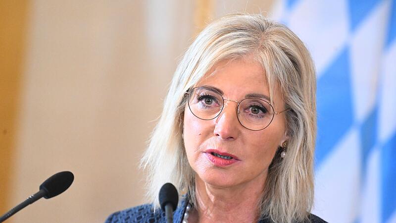 Sozialministerin Ulrike Scharf (CSU)