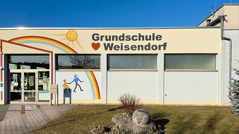 Offene Ganztagsschule: der Umbau ist ein Dauerthema im Gemeinderat Weisendorf.