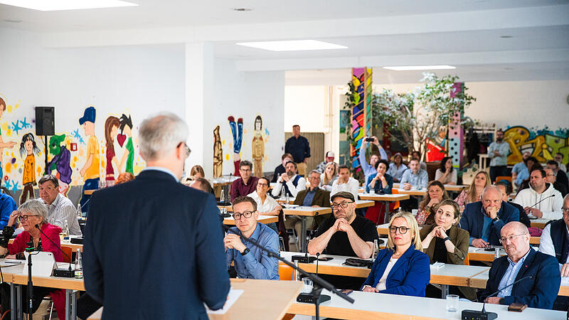 Das Vertrauensverh&auml;ltnis im Forchheimer Stadtrat ist nach der Fake-Profil-Aff&auml;re von FW-Stadtrat Ludwig Preusch stark getroffen, kommentiert Lokalreporter Bjarne Bahrs