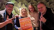 Das Kneipenfetzt kehrt 2025 nach Forchheim zurück. Hinter der Wiederbelebung des Festivals steht eine Taskforce bestehend aus Frank Streit, der Wirtin Kathrin Grüner, Citymanagerin Susanne Winter und dem Musiker Dieter „Schalke“ Zimmerer (von links).