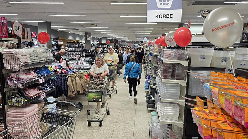 Woolworth er&ouml;ffnet in Bamberg neue FilialeChristopher Street Day 2025 in Bamberg