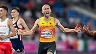 Leichtathletik: Europameisterschaft Florian Bremm jubelt im Ziel über Silber.