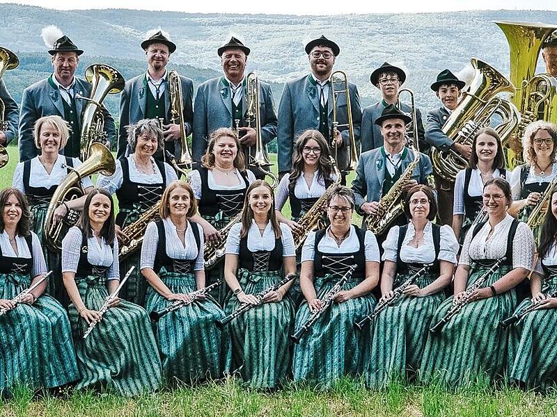 Unser Foto zeigt die Musikanten des Musikvereins Stangenroth.