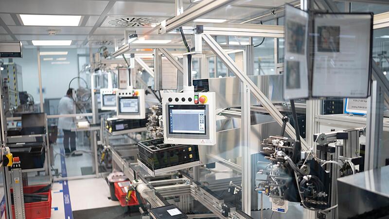 Eine Produktionslinie für E-Mobility-Komponenten bei Preh. Eine Produktionslinie für E-Mobility-Komponenten bei Preh.