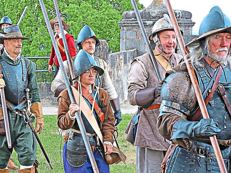 Die Hohe Bastei der Veste Coburg war erf&uuml;llt von Musketieren, Pikenieren und Artillerie. Wolfgang Desombre