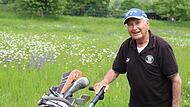Viel Zeit an der frischen Luft in der Natur wie beim Golfen h&auml;lt den 92-j&auml;hrigen Heiner Seiz fit.