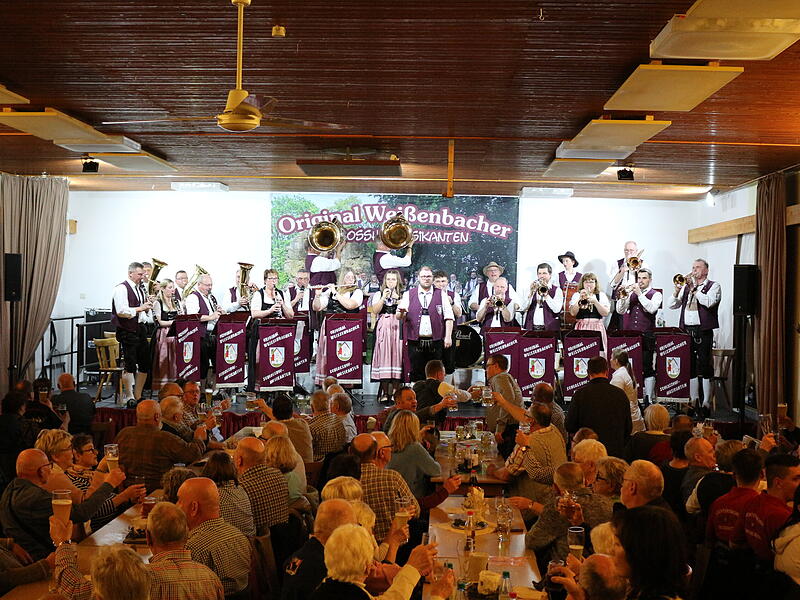 Wei&szlig;enbacher Schlosshofmusikanten