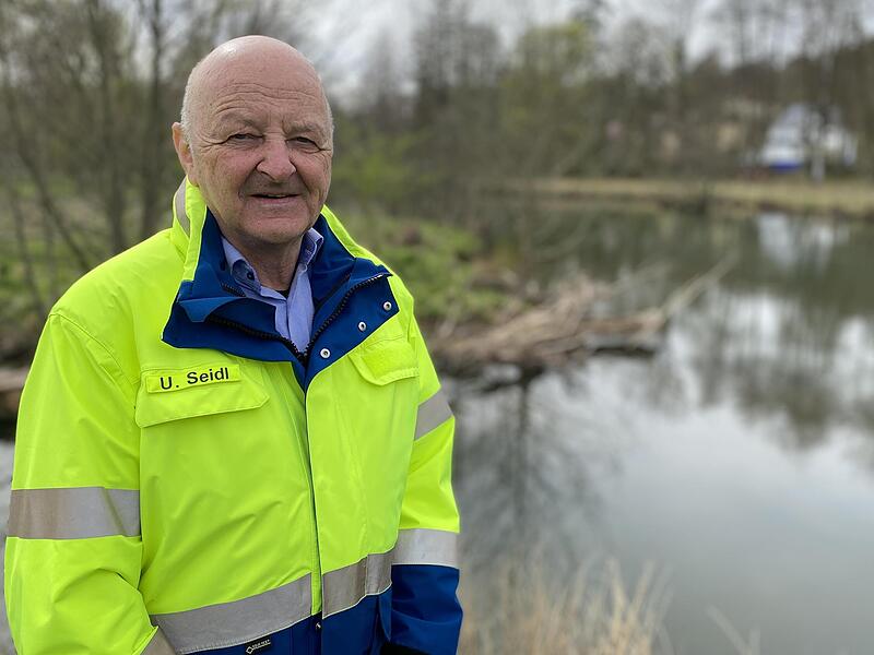 Uwe Seidl, stellvertretender Leiter des Wasserwirtschaftsamts Bad Kissingen, an der Fränkischen Saale in Bad Kissingen Uwe Seidl, stellvertretender Leiter des Wasserwirtschaftsamts Bad Kissingen, an der Fränkischen Saale in Bad Kissingen