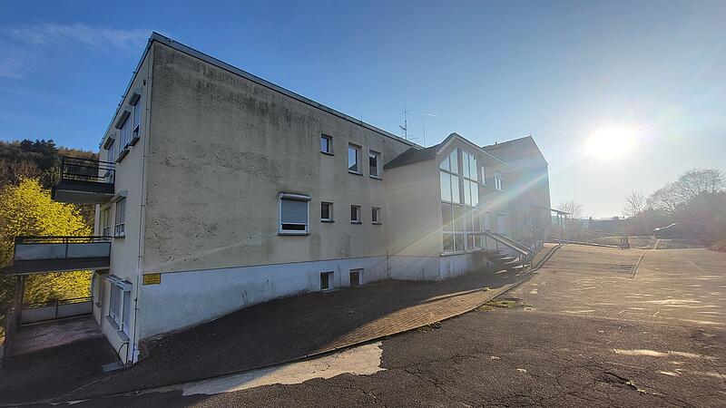 Das ehemalige Seniorenheim Sinntal in Bad Br&uuml;ckenau soll zur Gefl&uuml;chtetenunterkunft werden.