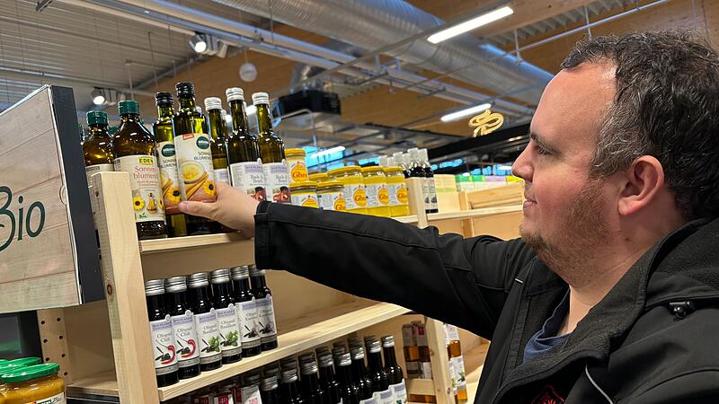 Zum Sortiment des neuen Rewe-Marktes in Lonnerstadt gehört auch eine breite Auswahl an Bio-Lebensmitteln.