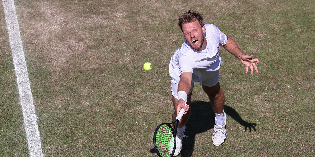 Grass debut botched: Krawietz disappoints in Halle
