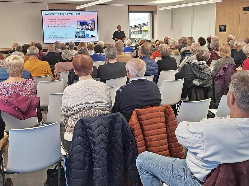 Das Referat &uuml;ber den digitalen Nachlass in der Vortragsreihe des Seniorenbeirats der Stadt Bad Kissingen haben fast 100 Interessierte verfolgt.