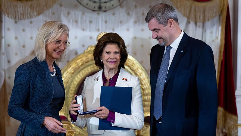 Bayerische Staatsmedaille f&uuml;r K&ouml;nigin Silvia von Schweden