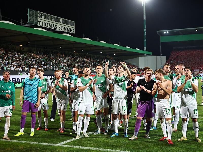 SpVgg Greuther Fürth - Rot-Weiss Essen SpVgg Greuther Fürth - Rot-Weiss Essen