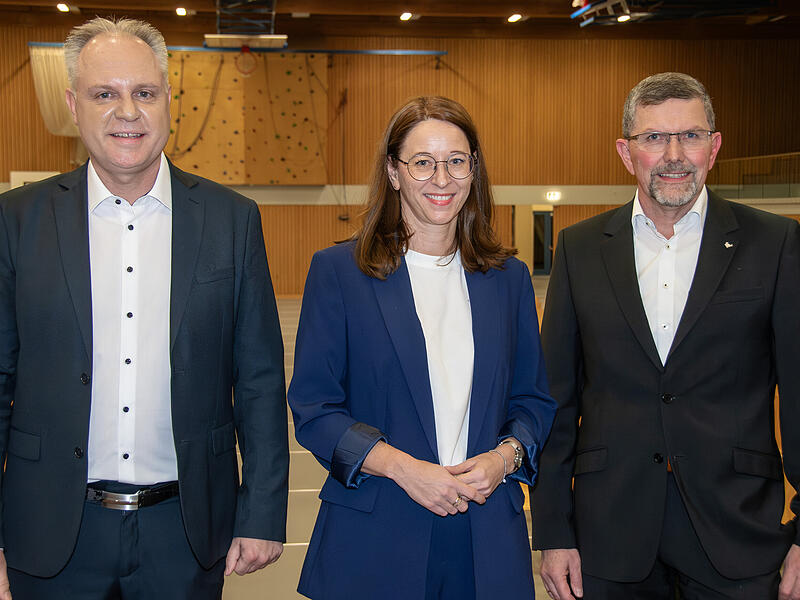 Wahlarena in Nüdlingen am 22. Januar 2026Wahlarena in Nüdlingen am 22. Januar 2026 Wahlarena in Nüdlingen am 22. Januar 2026Wahlarena in Nüdlingen am 22. Januar 2026