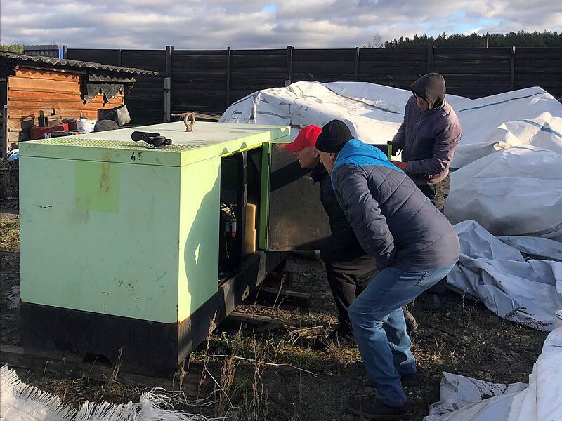 Der Generator ist angekommen.