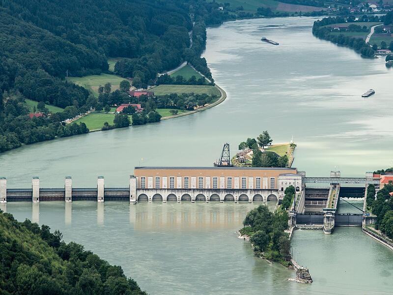Donaukraftwerk Jochenstein