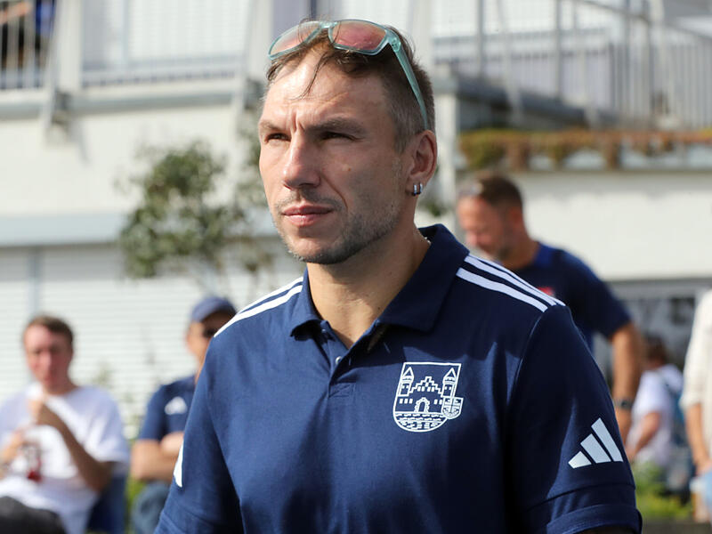 TSV Burgebrach ohne Trainer Burger in der Landesliga Ohne Cheftrainer Tobias Burger, aber mit klarem Ziel fährt der TSV Burgebrach am Samstag nach Hain.