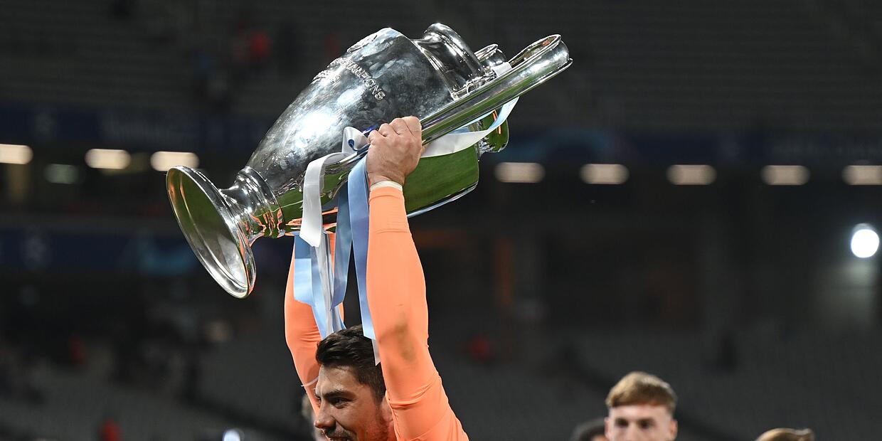 Torhüter Ortega will zu Bayern Neuer trainiert einzeln