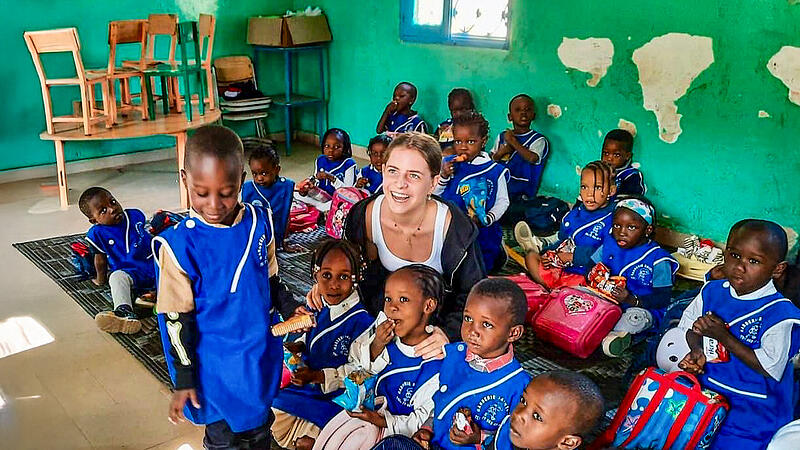 Johanna Schmitt bei ihrer Arbeit in Senegal.