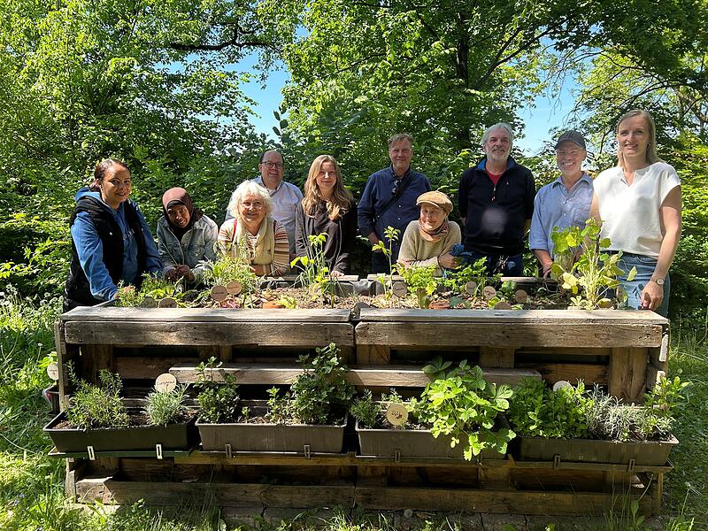 Zeigen, wie leicht Naturschutz sein kann: Contakt-Garten in Coburg eröffnet