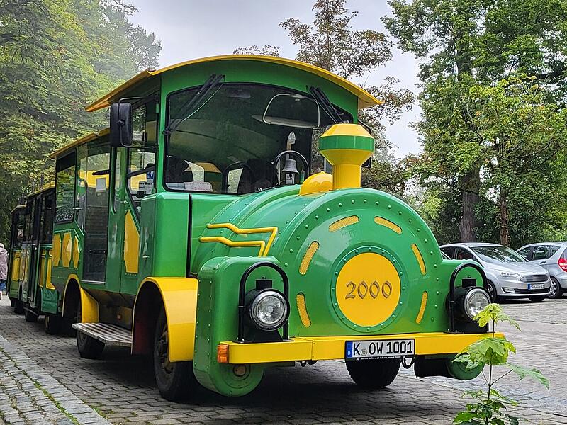 60 Minuten Veste Coburg Die Gecko-Bahn schreckt auch vor Umleitungen nicht zurück.