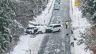 Zwei Tote nach Frontalzusammensto&szlig;