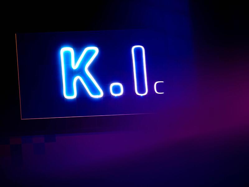 Schriftzug K.I.