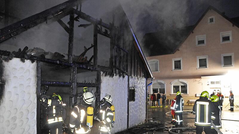 Ein Gro&szlig;einsatz der Feuerwehren war am Freitag (12. Januar) in Stadtsteinach bei einem Feuer in der Knollenstra&szlig;e n&ouml;tig.