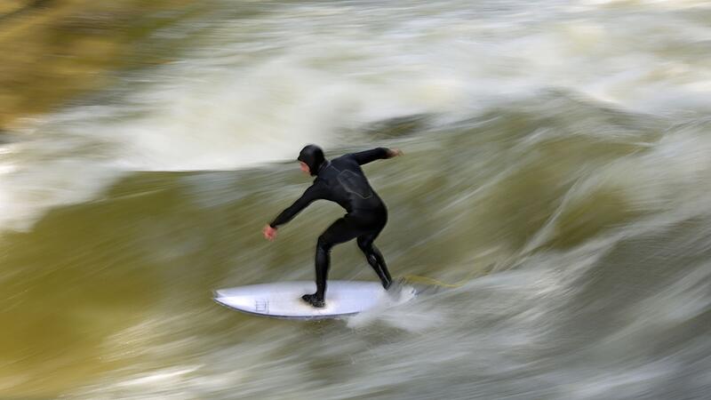 Eisbachwelle München Eisbachwelle München