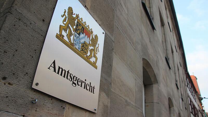 Ein überaus locker und schnoddrig wirkender Rentner saß am Mittwoch als Angeklagter vor Gericht.
