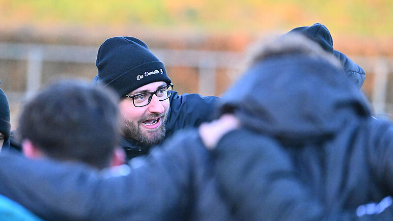 Jan Gernlein bereitet Bamberg auf Fortuna Regensburg vor Jan Gernleins FC Eintracht Bamberg erlebte gegen Regensburg in der Hinrunde ein böses Erwachen. Beim Wiedersehen soll das ganz anders laufen.