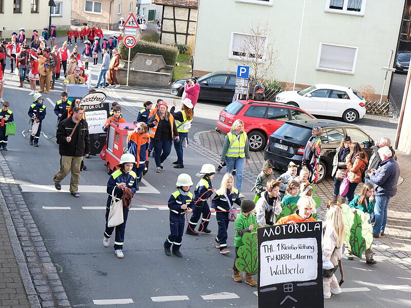 Faschingsumzug Kirchehrenbach 2025Faschingsumzug Kirchehrenbach 2025 Faschingsumzug Kirchehrenbach 2025Faschingsumzug Kirchehrenbach 2025