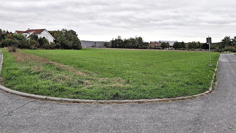 Auf dem Grundstück Ahornstraße/Am Sportzentrum soll eine altersgerechte Wohnanlage entstehen.
