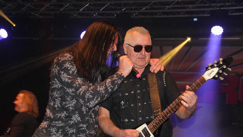 Sänger Dyan Mair und Gitarrist Hans Ziller.