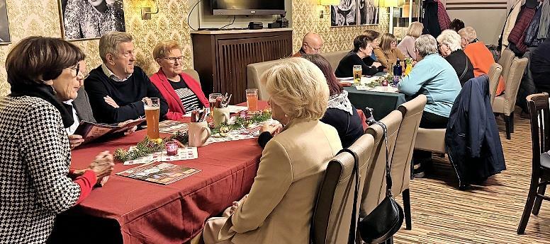 Gute Stimmung in der Runde.