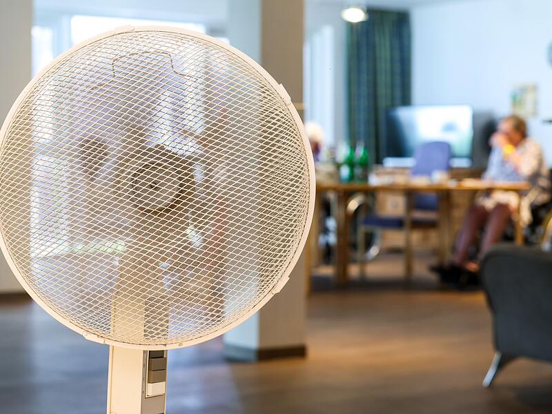 Viele Menschen in Deutschland leiden unter hohen Temperaturen Viele Menschen in Deutschland leiden unter hohen Temperaturen