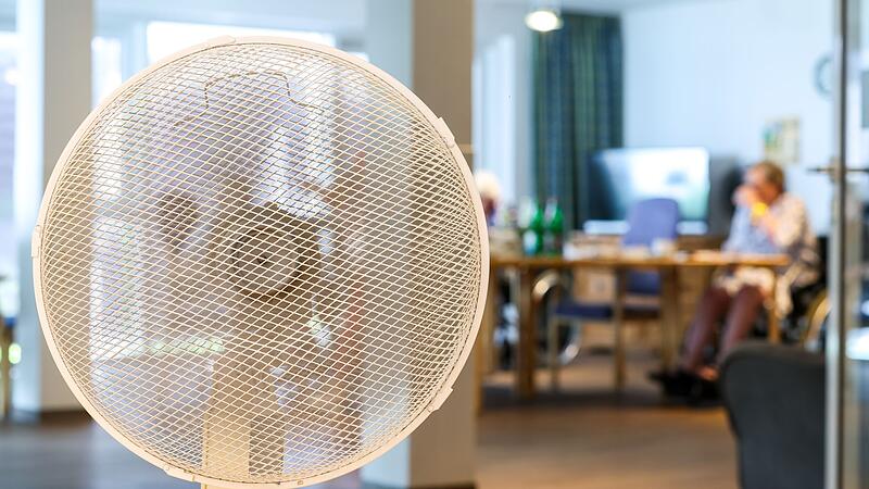 Viele Menschen in Deutschland leiden unter hohen Temperaturen Viele Menschen in Deutschland leiden unter hohen Temperaturen