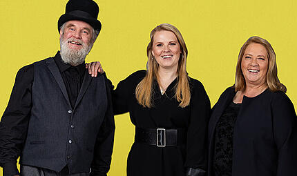 Kathy, Patricia und Paul Kelly