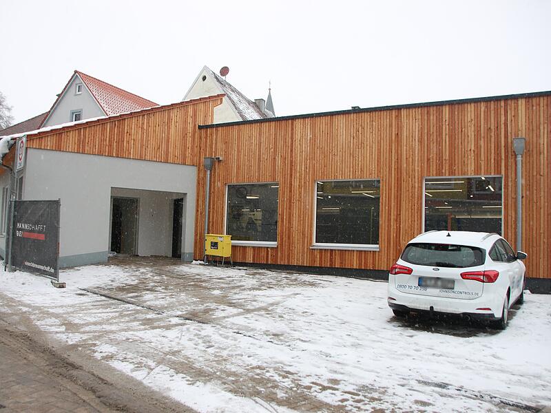 Zwei Wochen vor der Er&ouml;ffnung laufen im Tante Enso die letzten Vorbereitungen.