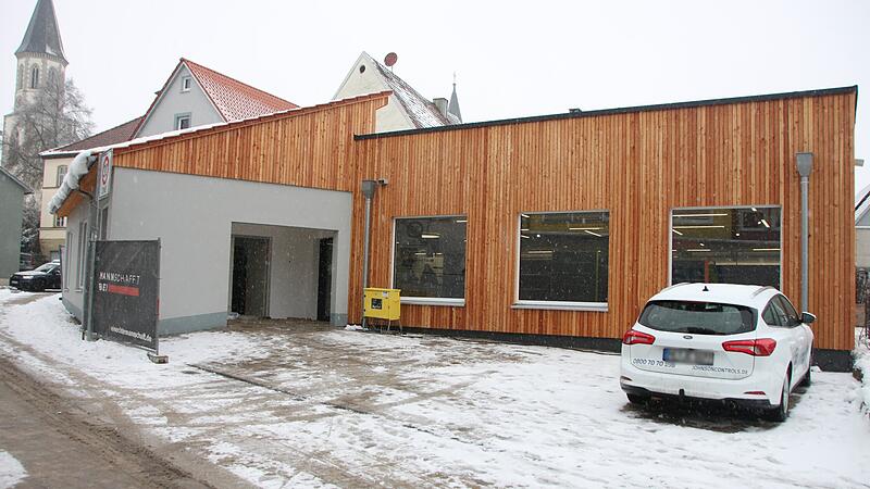 Zwei Wochen vor der Er&ouml;ffnung laufen im Tante Enso die letzten Vorbereitungen.