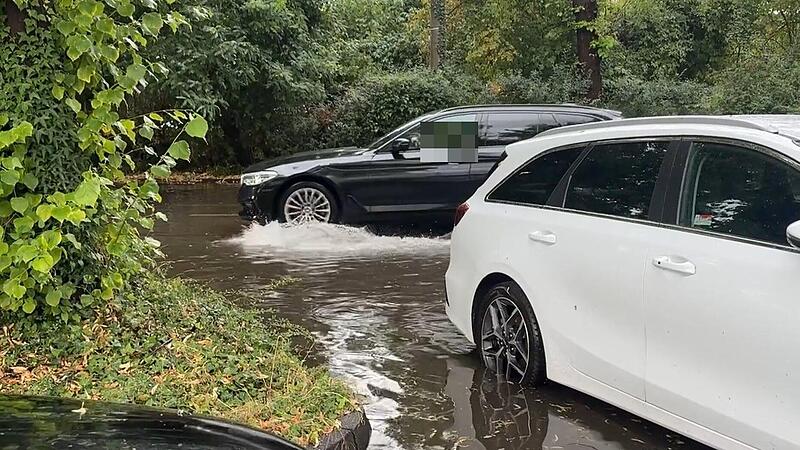 An A73 in Erlangen: Unwetter fordert Schwerverletzte - verheerender Sturz An A73 in Erlangen: Unwetter fordert Schwerverletzte - verheerender Sturz